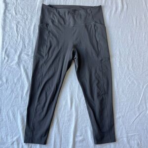 Girlfriend Collective Women’s Gray Slightly Cropped Leggings - Size XL